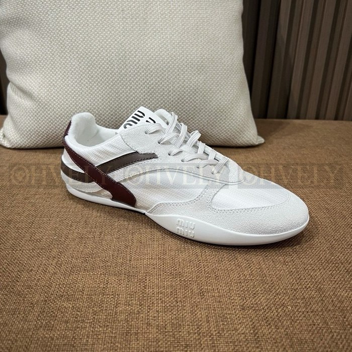 미우미우 김나지움 스웨이드 스니커즈