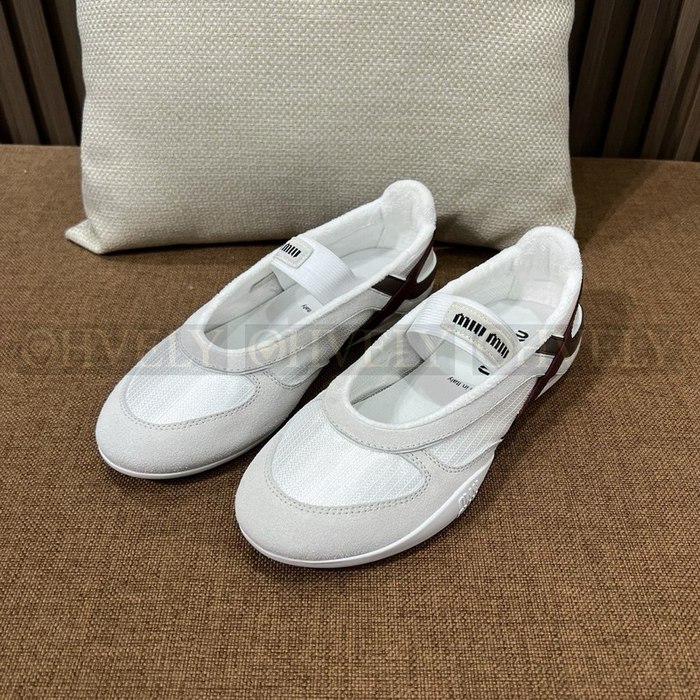 미우미우 김나지움 테크니컬 발레리나