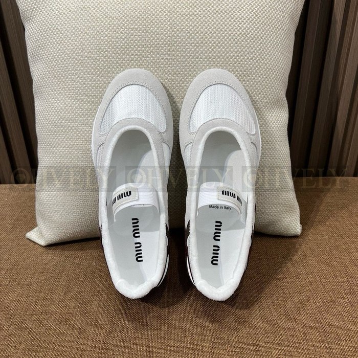 미우미우 김나지움 테크니컬 발레리나