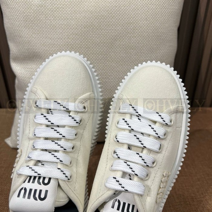 미우미우 데님 스니커즈