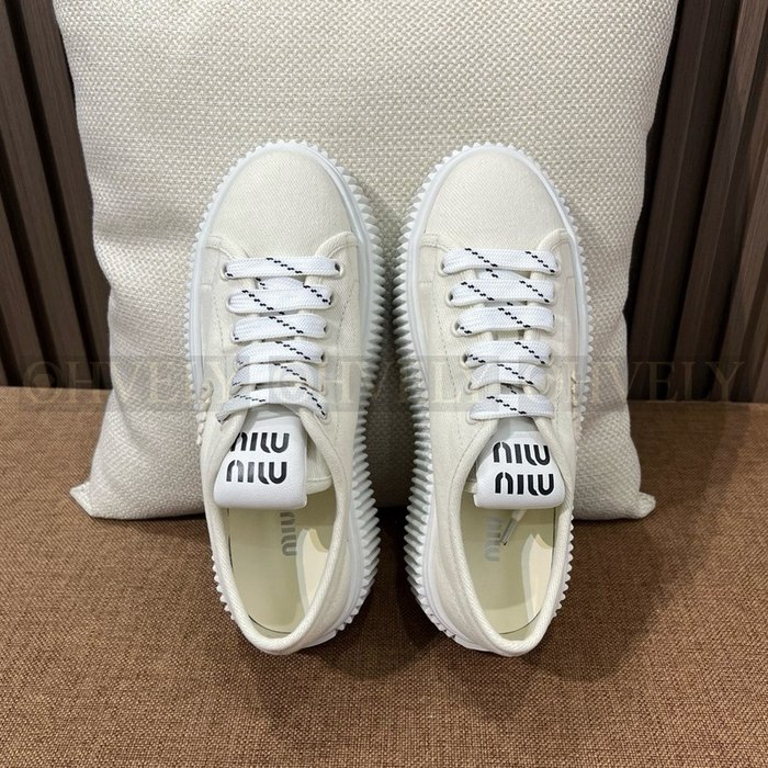 미우미우 데님 스니커즈