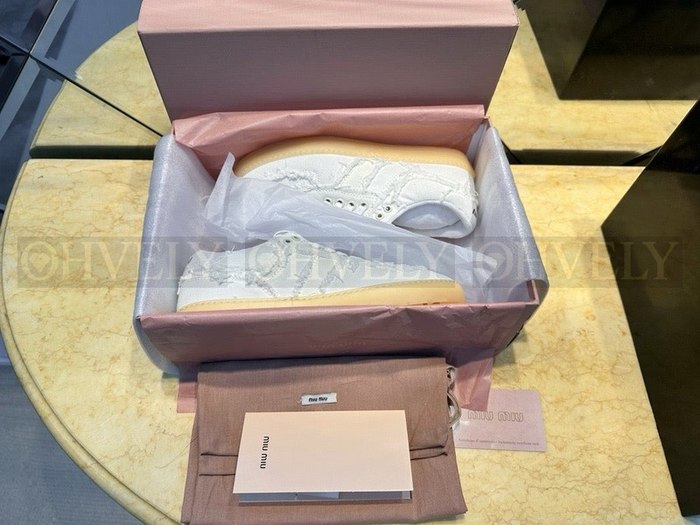 미우미우 코튼 데님 스니커즈