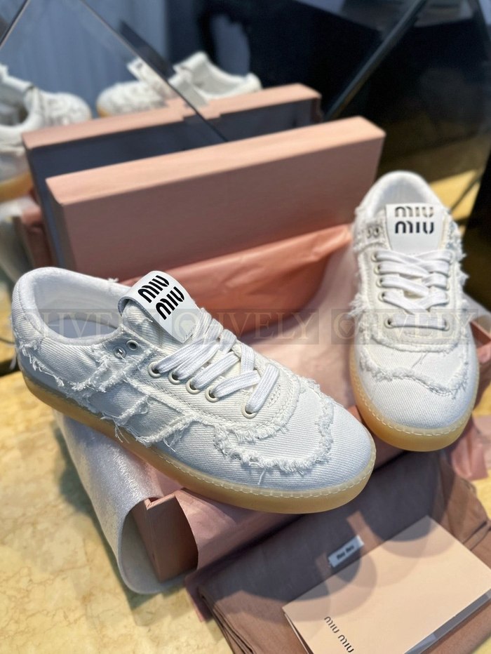 미우미우 코튼 데님 스니커즈