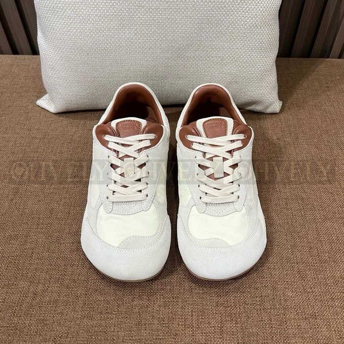 보테가베네타 오르빗 플래시 스웨이드 트리밍 스니커즈