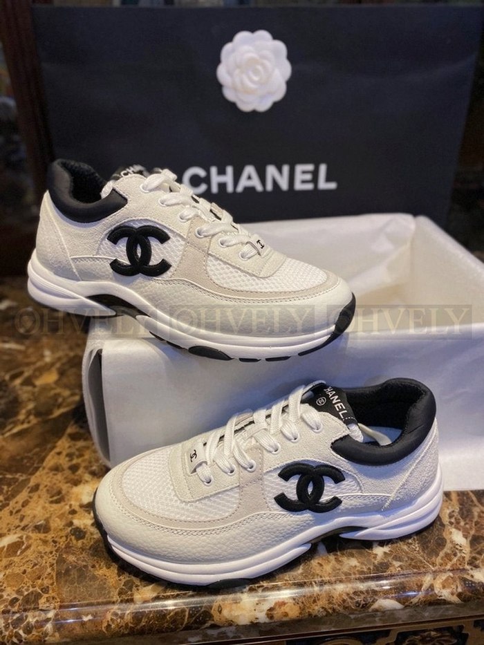 샤넬 로고 스니커즈