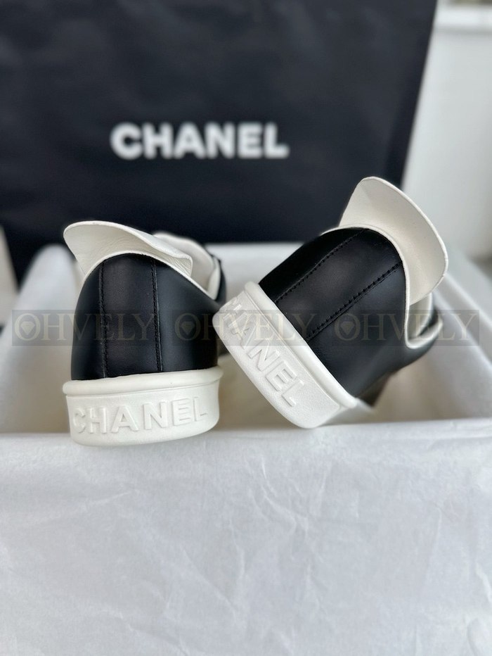 샤넬 슈레이스 스니커즈