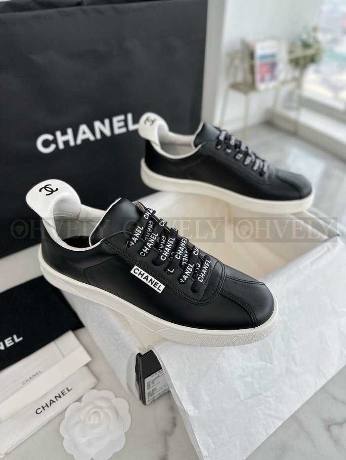 샤넬 슈레이스 스니커즈