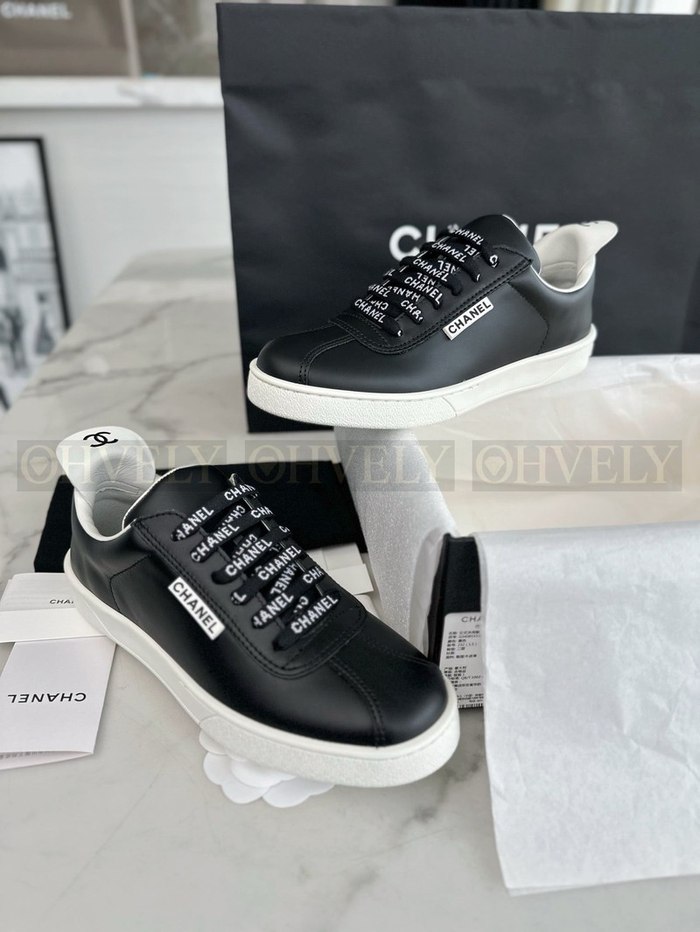 샤넬 슈레이스 스니커즈