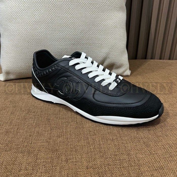 샤넬 카프스킨 벨벳 스니커즈