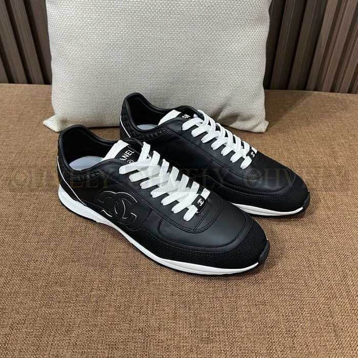 샤넬 카프스킨 벨벳 스니커즈