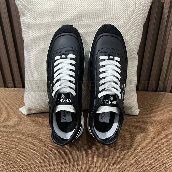 샤넬 카프스킨 벨벳 스니커즈