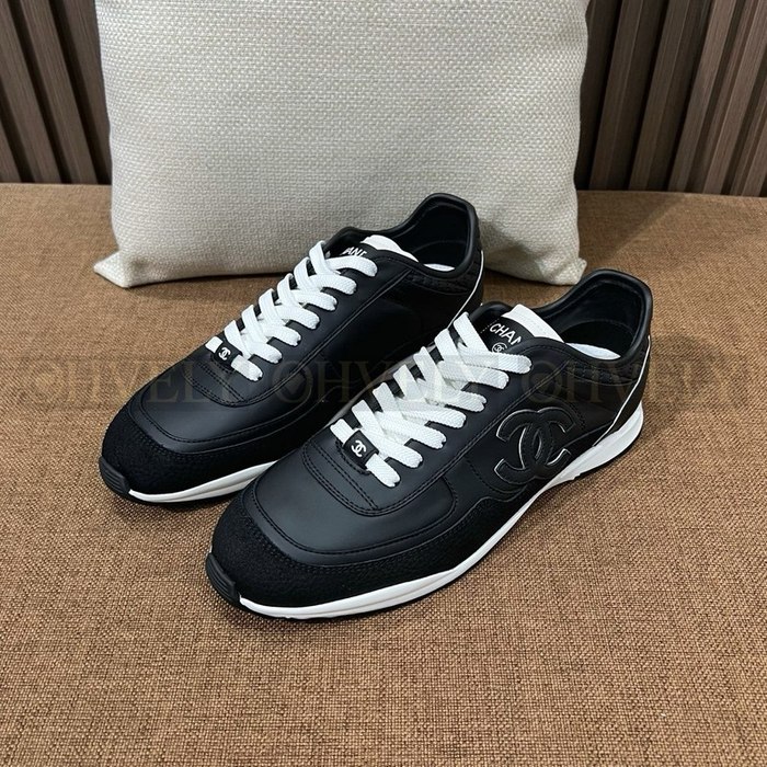 샤넬 카프스킨 벨벳 스니커즈