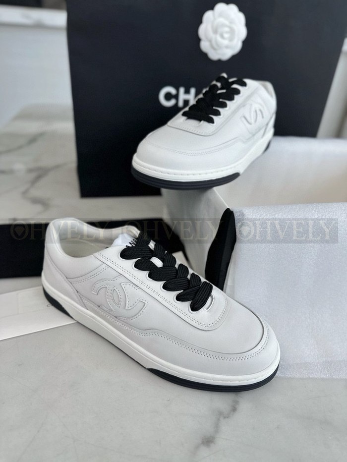 샤넬 카프스킨 스니커즈