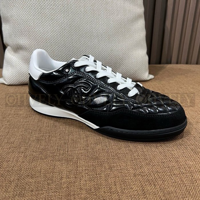 샤넬 카프스킨 퀄팅 스니커즈