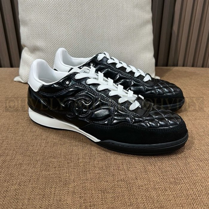 샤넬 카프스킨 퀄팅 스니커즈