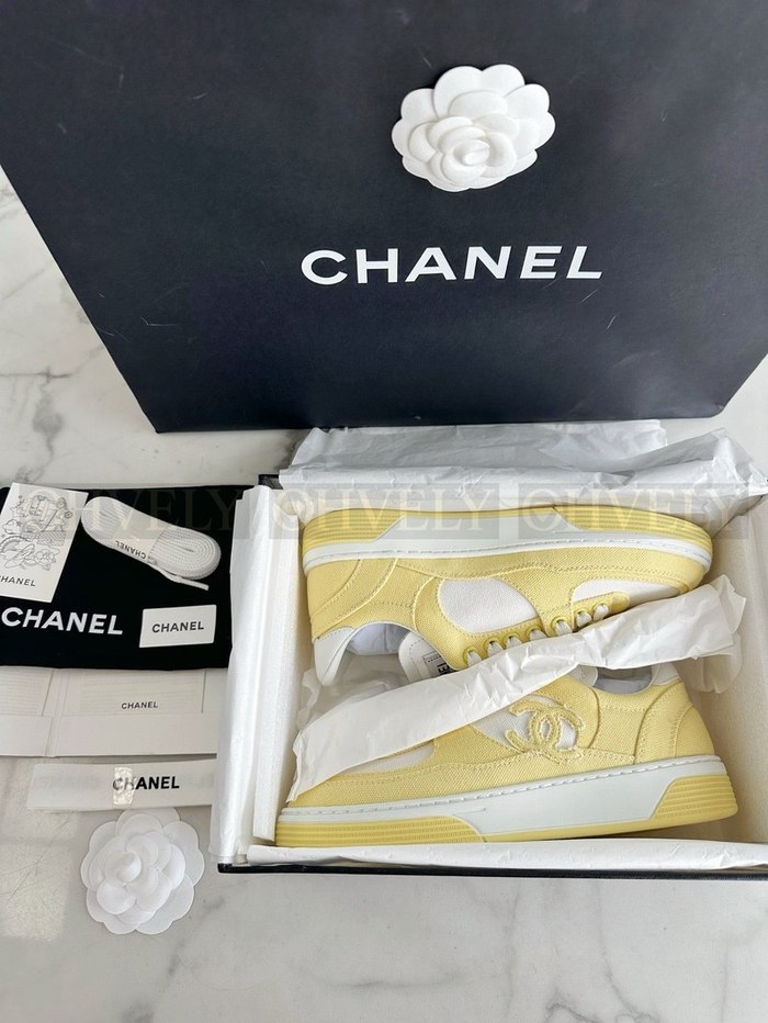 샤넬 코튼 스니커즈