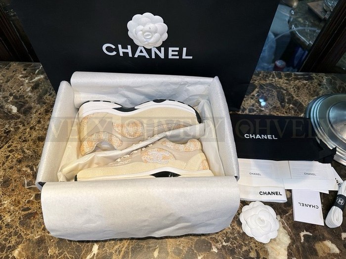 샤넬 트위드 스니커즈