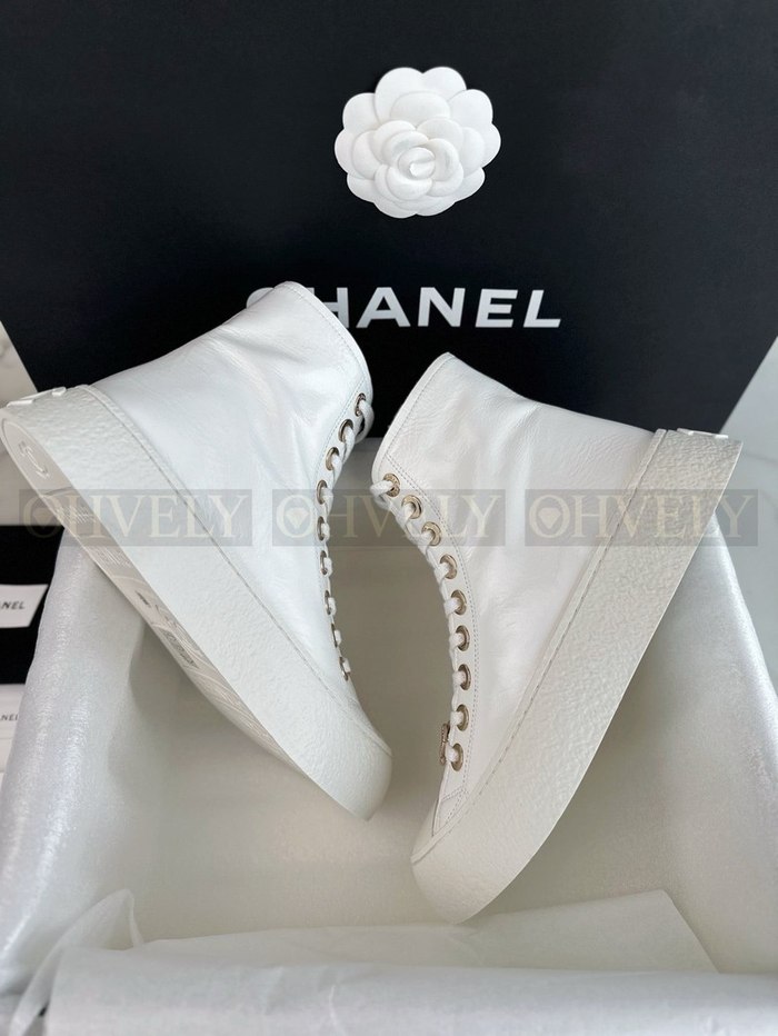 샤넬 하이탑 스니커즈