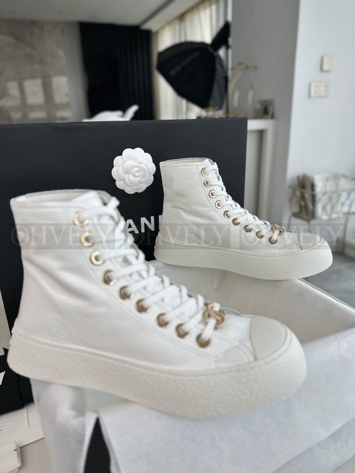 샤넬 하이탑 스니커즈