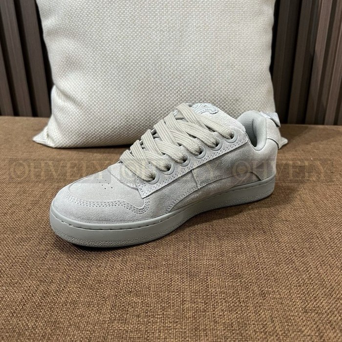 셀린느 헌팅턴 스니커즈