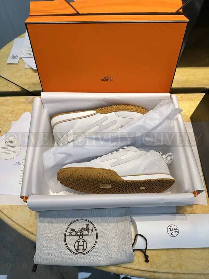 에르메스 제트 스니커즈