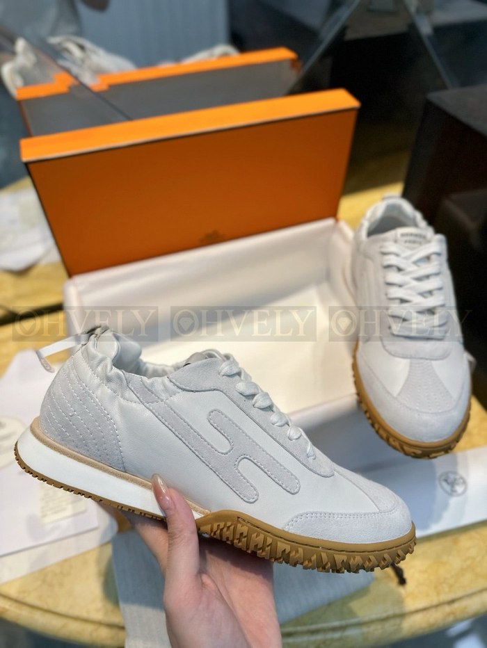 에르메스 제트 스니커즈