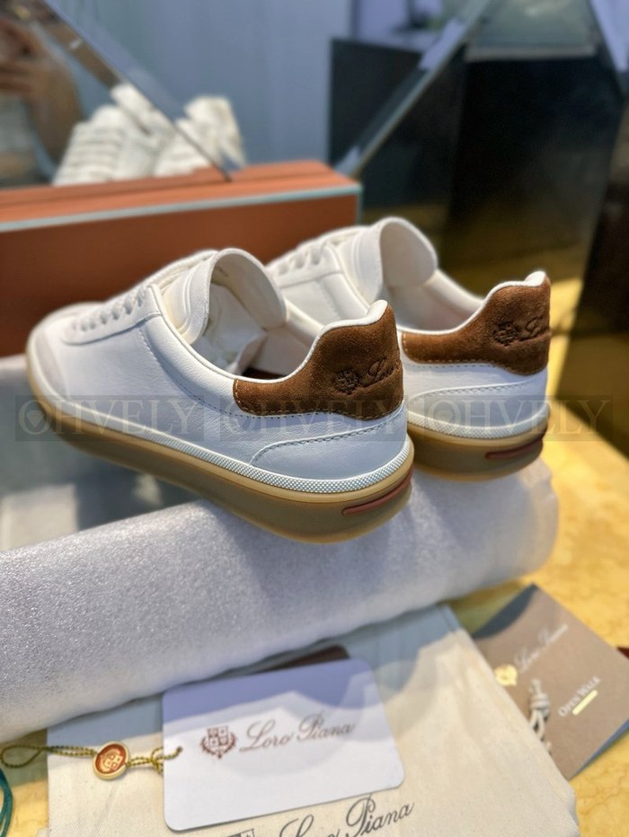 로로피아나 테니스 워크 스니커즈