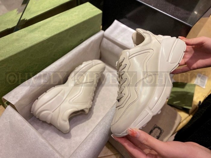 구찌 라이톤 더티 스니커즈