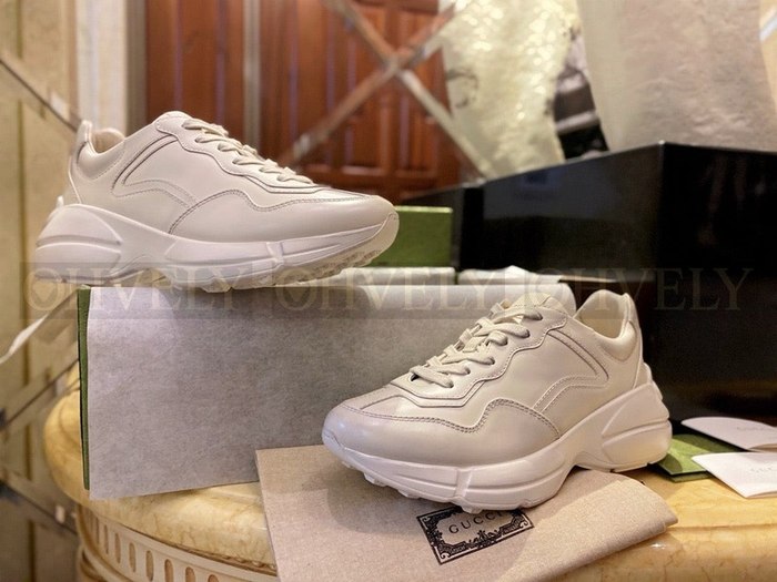 구찌 라이톤 더티 스니커즈