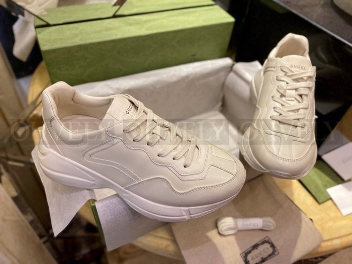 구찌 라이톤 더티 스니커즈