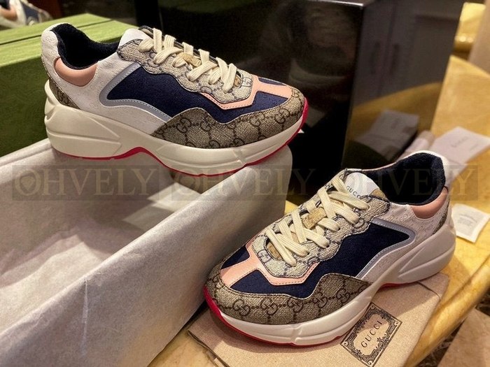 구찌 라이톤 캔버스 레더 스니커즈