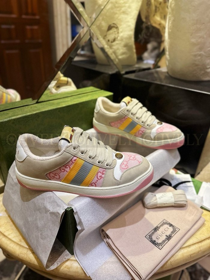 구찌 스크리너 GG 스니커즈