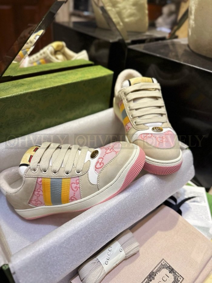 구찌 스크리너 GG 스니커즈