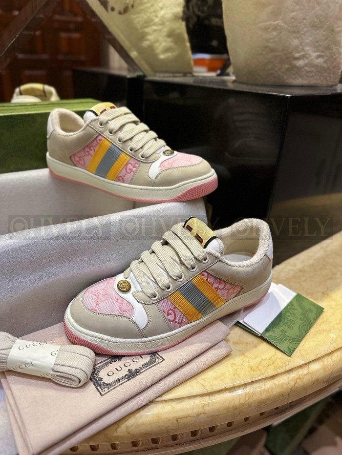 구찌 스크리너 GG 스니커즈