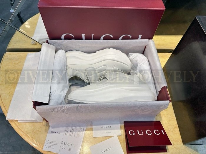 구찌 웨이브 웨지힐 스니커즈