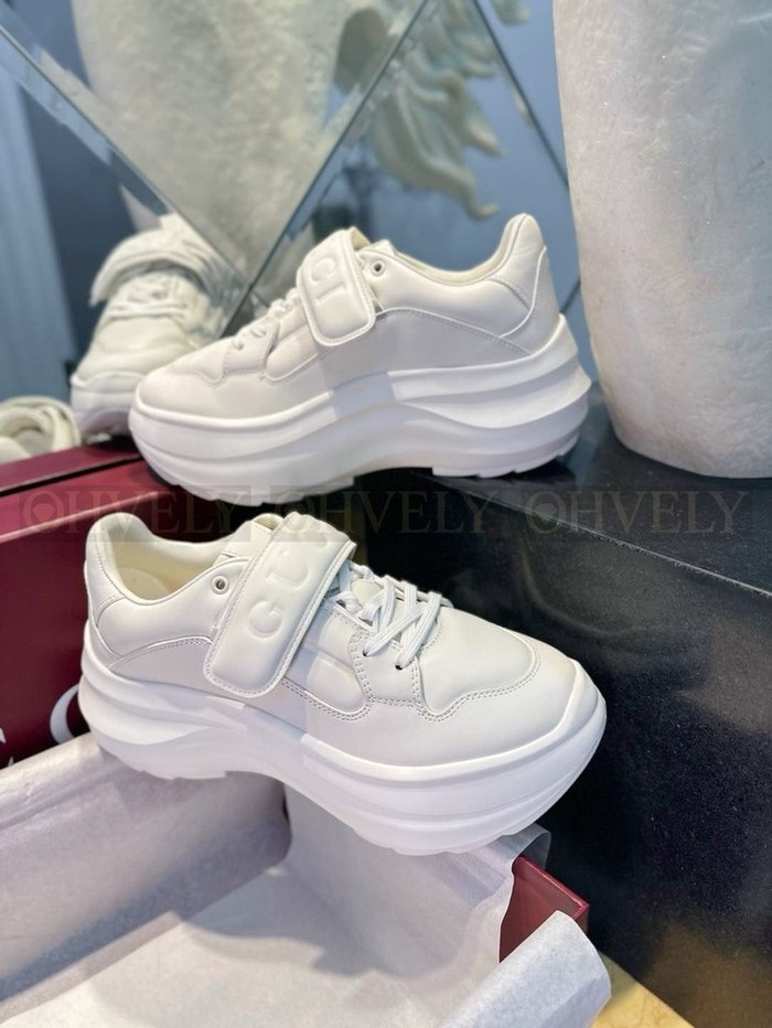 구찌 웨이브 웨지힐 스니커즈