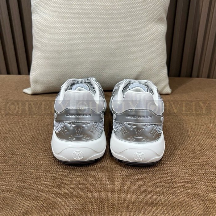 루이비통 LV 올림피아 스니커즈