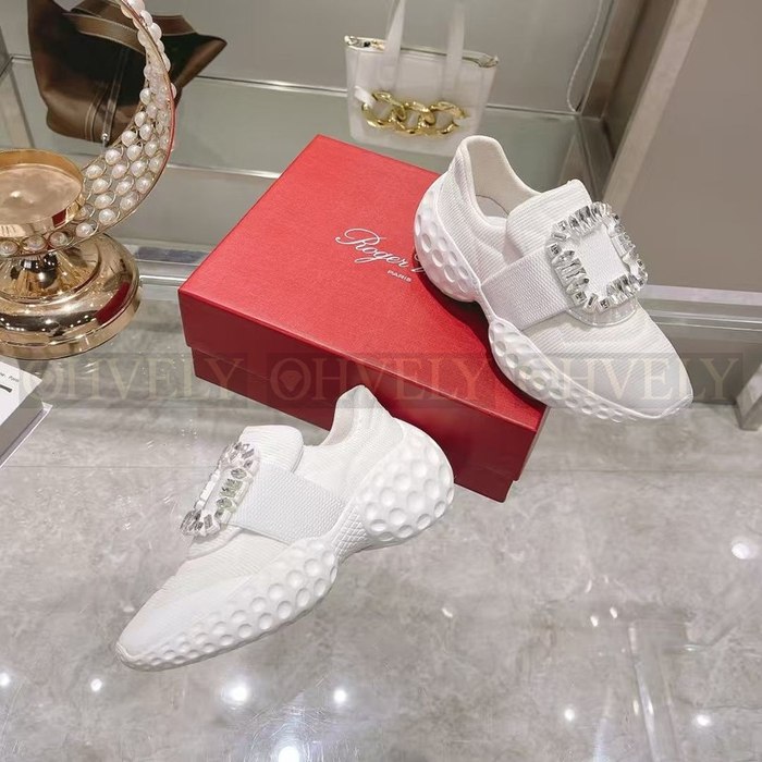 로저비비에 비브 런 라이트 스트라스 버클 스니커즈