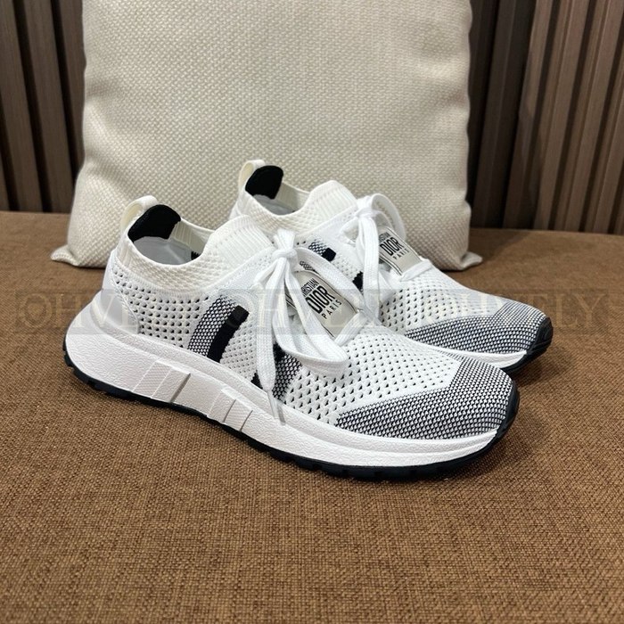 디올 런앤 디올 스니커즈