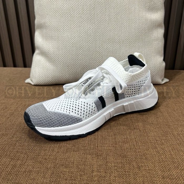 디올 런앤 디올 스니커즈