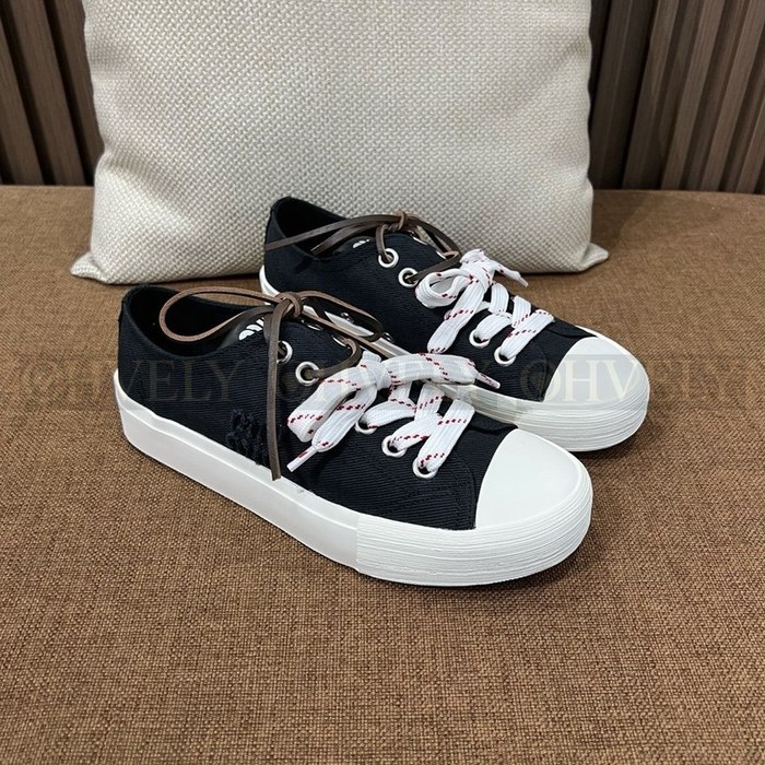 미우미우 워시드 데님 스니커즈