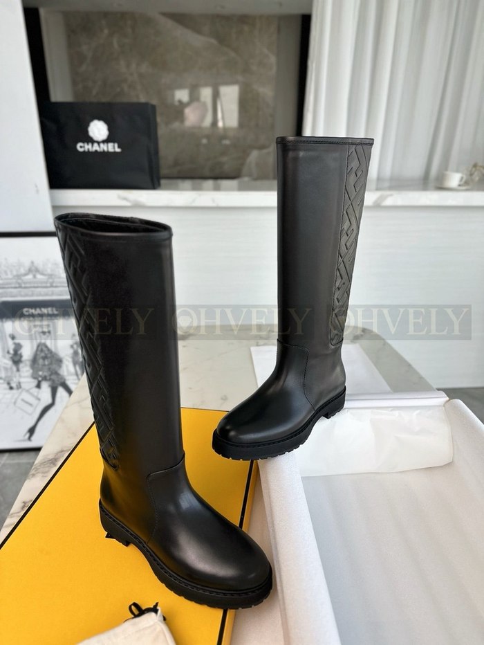 펜디 엠보스드 FF  롱 부츠