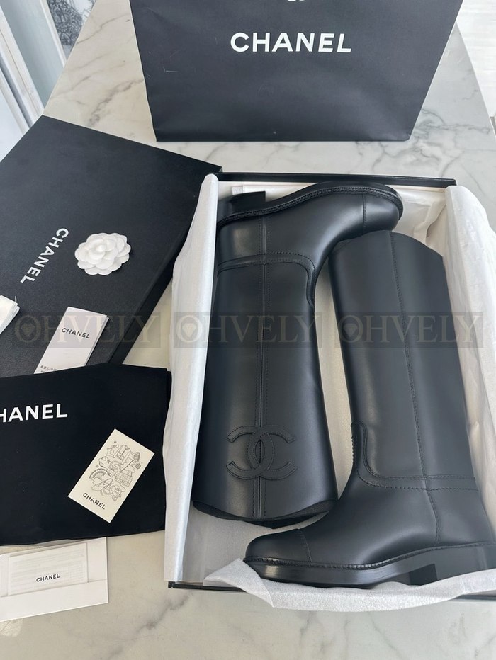 샤넬 레더 하이 부츠