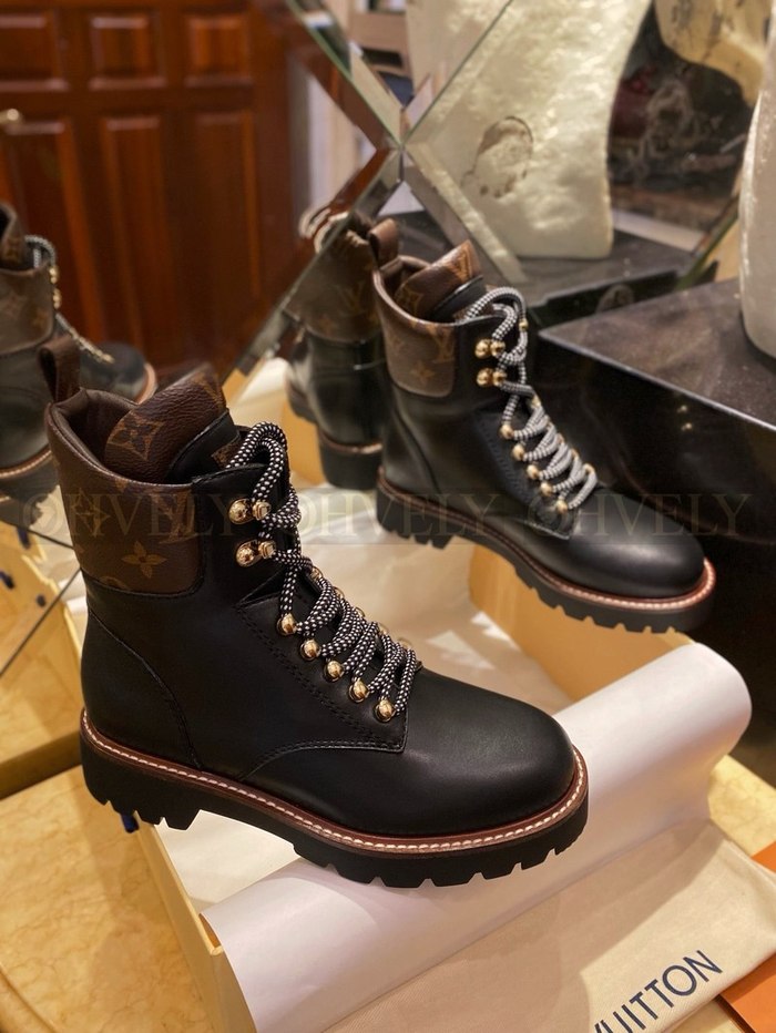루이비통 모노그램 테리토리 레인저 부츠