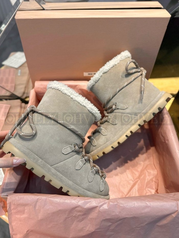 미우미우 스웨이드 부츠 데저트