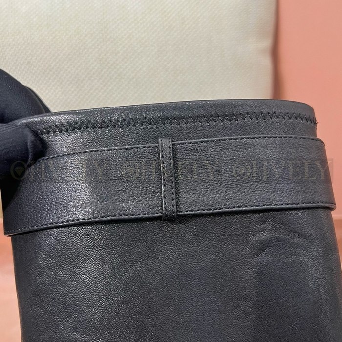 미우 미우 나파 레더 부츠 버클