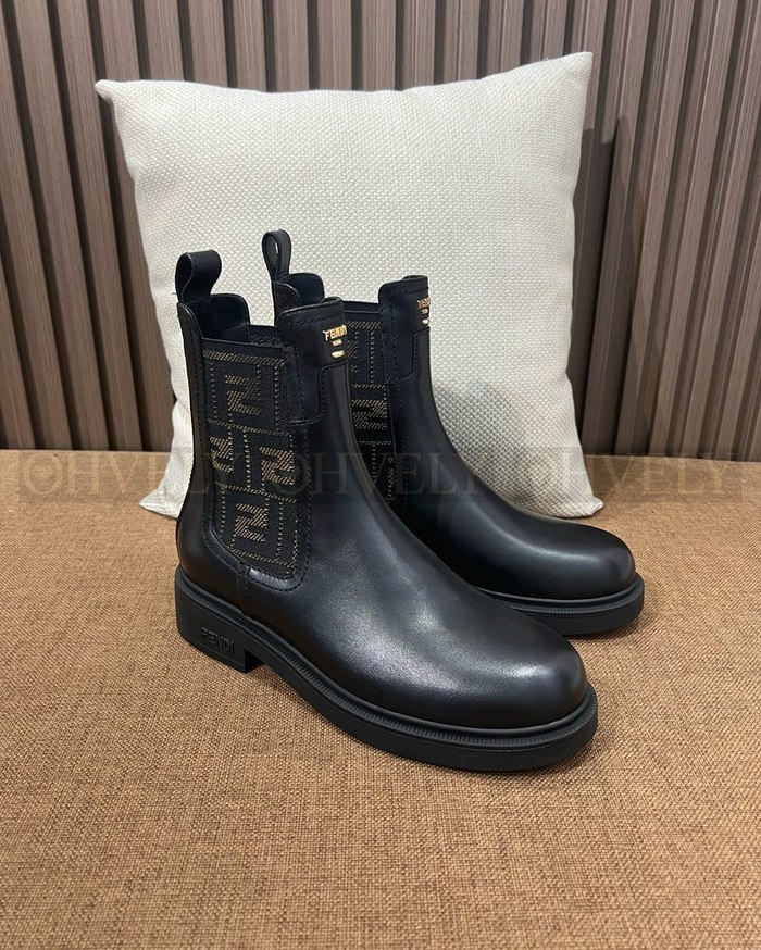 펜디 필로 레더 첼시 부츠