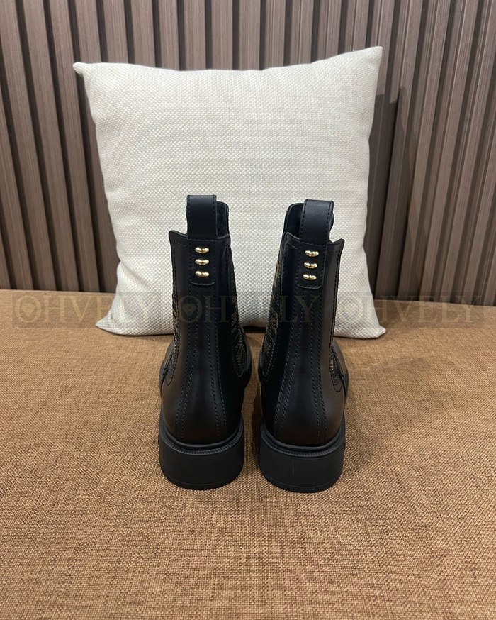 펜디 필로 레더 첼시 부츠