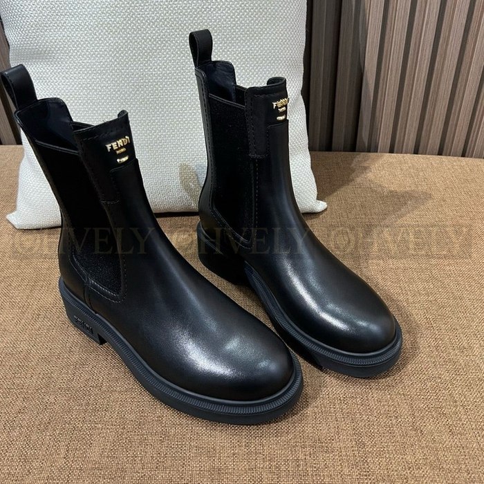 펜디 필로 블랙 가죽 바이커 부츠
