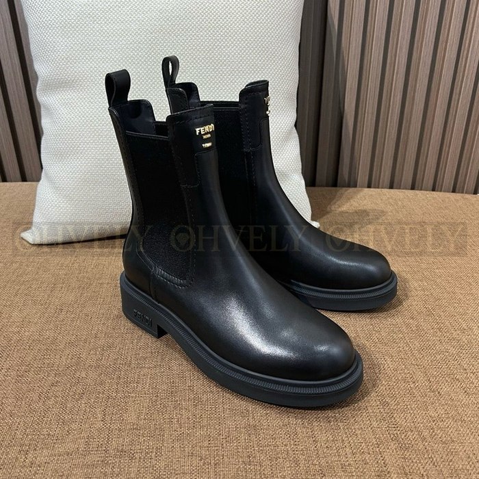 펜디 필로 블랙 가죽 바이커 부츠